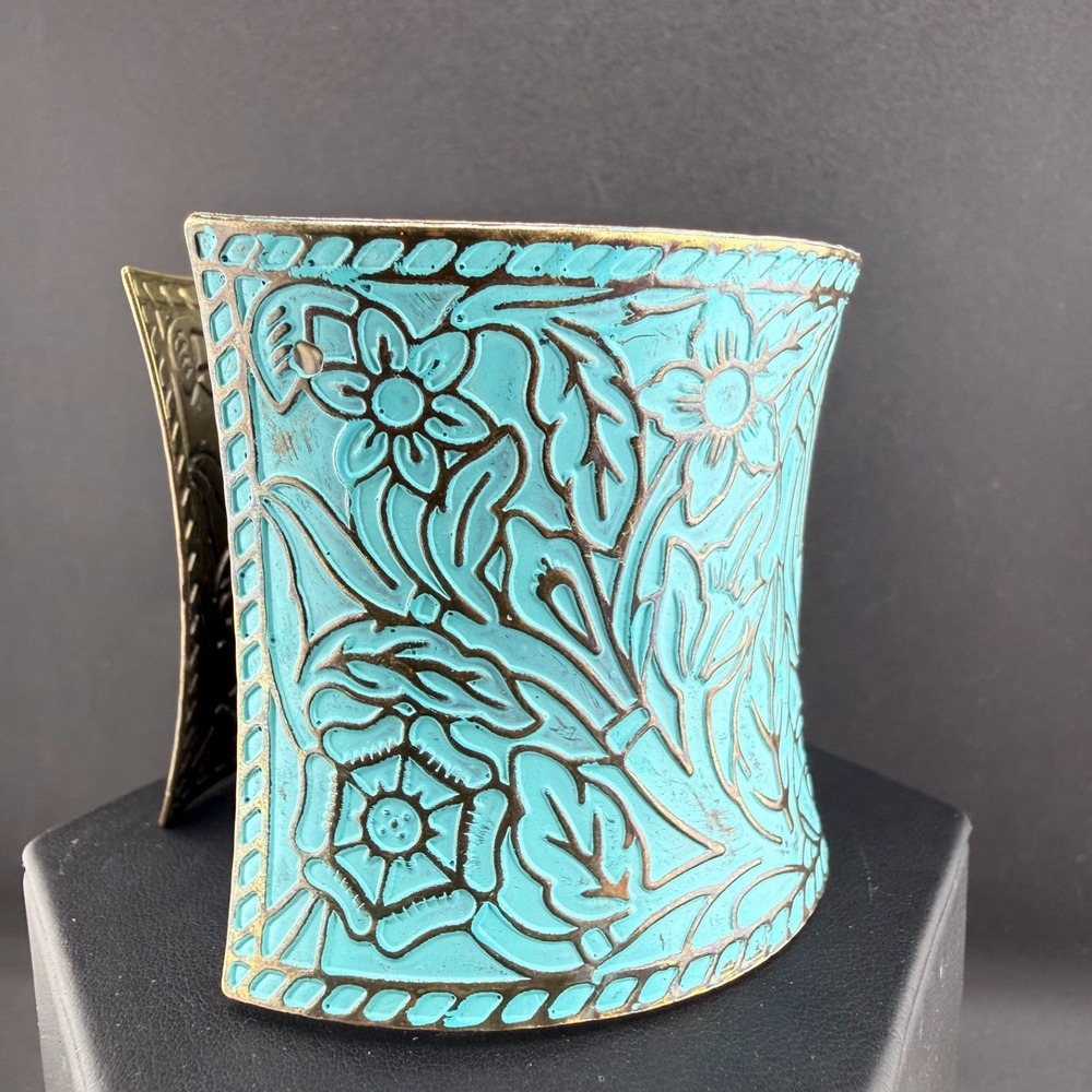 Wide Cuff Turquoise Patina Owl Cuff Bracelet - Picture 4 of 8